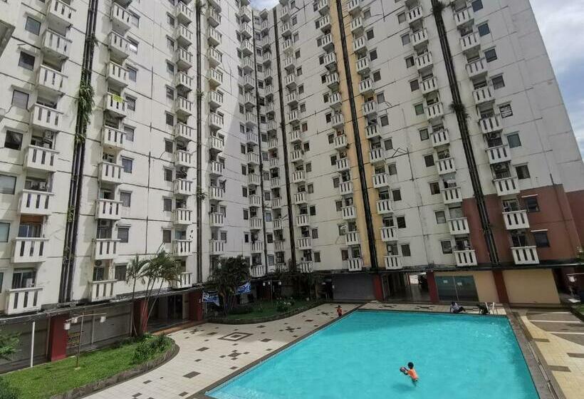 Студия Superior, Arsakha 001 Apartemen Cibubur Village By Nara Property