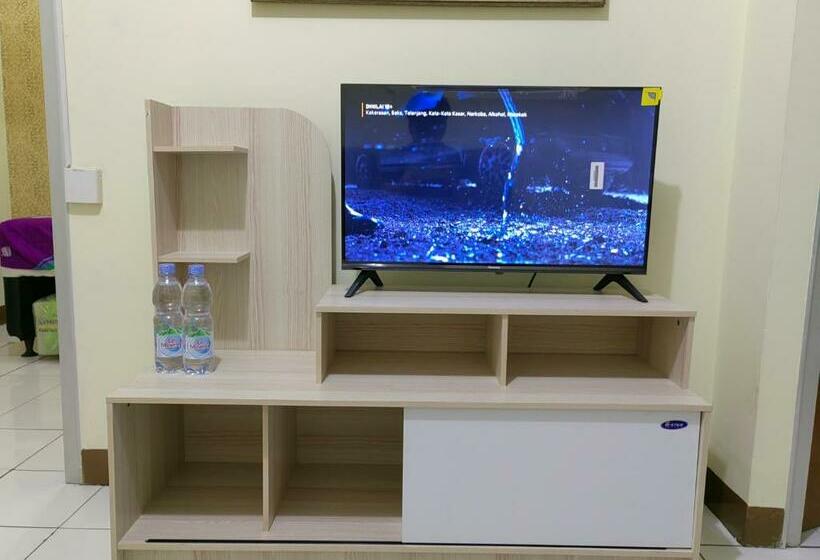 Апартаменты 2 Спальни, Arsakha 001 Apartemen Cibubur Village By Nara Property