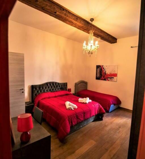 اتاق استاندارد سه نفره, Le Stanze Dei Ghibellini