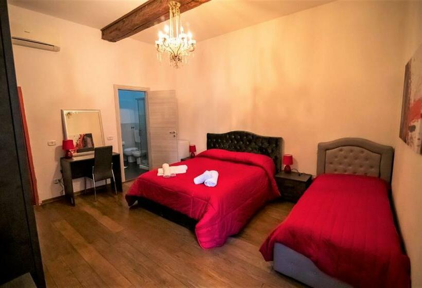 اتاق استاندارد سه نفره, Le Stanze Dei Ghibellini