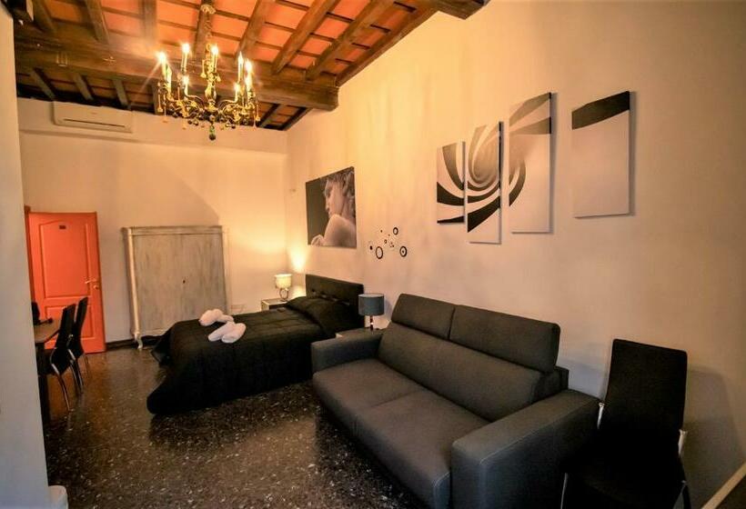 استودیوی استاندارد, Le Stanze Dei Ghibellini