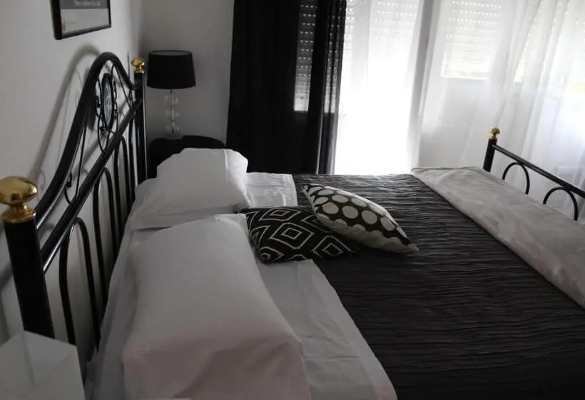 Standard room with outdoor bath, Zama