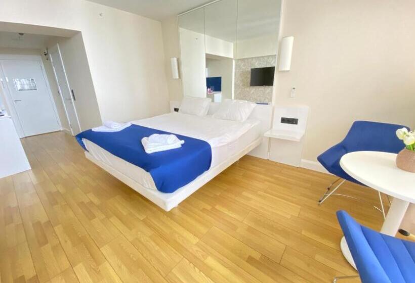 استودیوی استاندارد با چشم‌انداز دریا, Guesthouse At The Sea