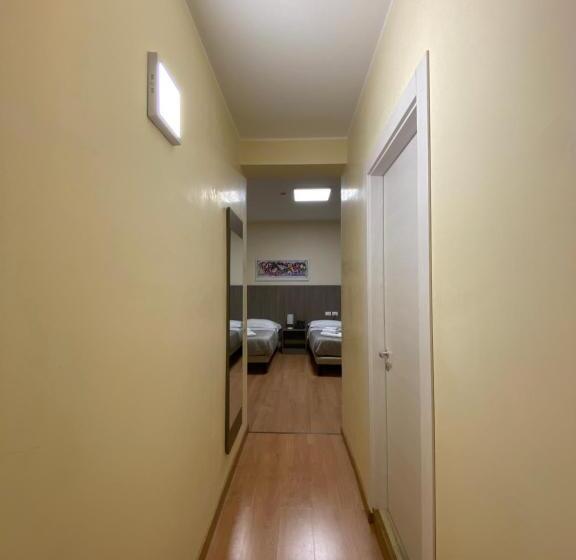 اتاق استاندارد سه نفره, 55 Aira