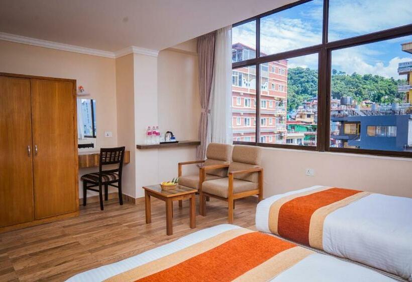 اتاق لوکس سه تخته, Fewa Camp