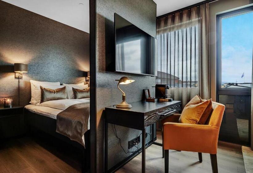 استودیوی لوکس, Origo Leilighetshotell  øvre Storgate 5