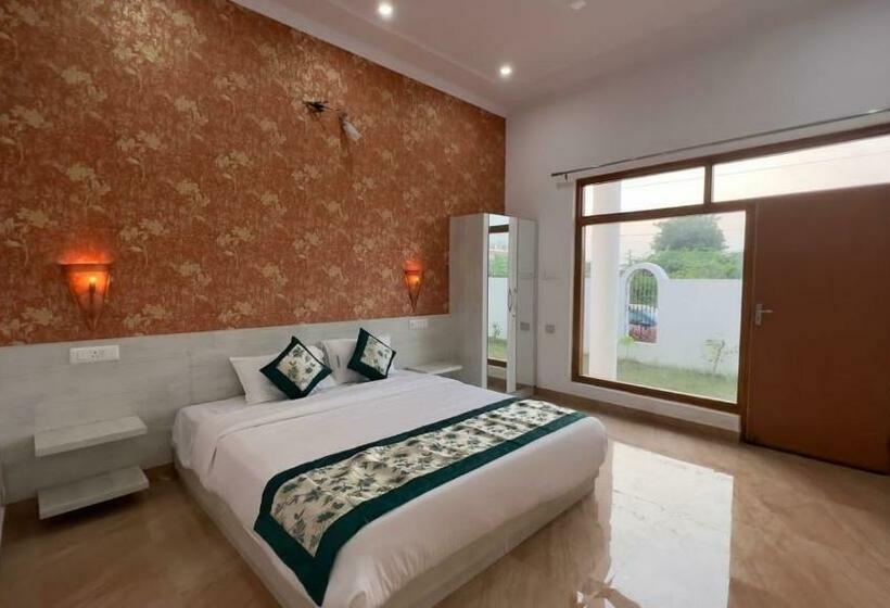 اتاق استاندارد, La Curcuma Luxury Homestay