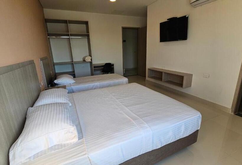 スタンダードトリプルルーム, Santa Sofia