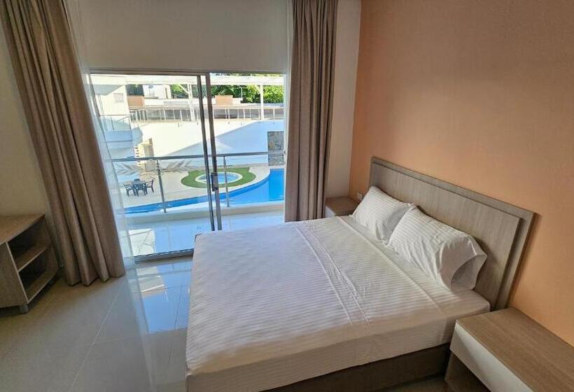 غرفة قياسية ثلاثية مزودة بشرفة, Santa Sofia