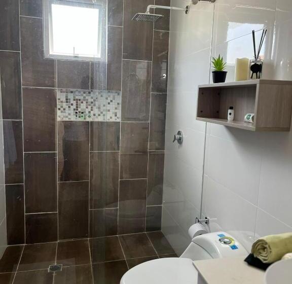 Quarto Triplo Estandar com Sacada, Santa Sofia