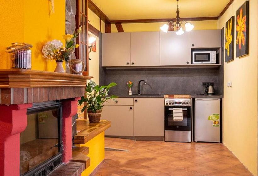 低层单卧公寓, Jurika Liptov