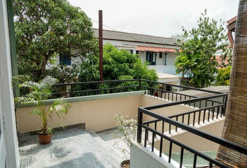 带阳台的豪华间, Greenscape Colombo