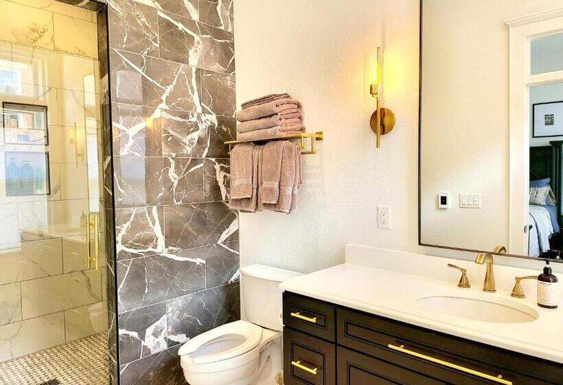 Апартаменты Deluxe 1 Спальня, The Bank Hotel Deadwood
