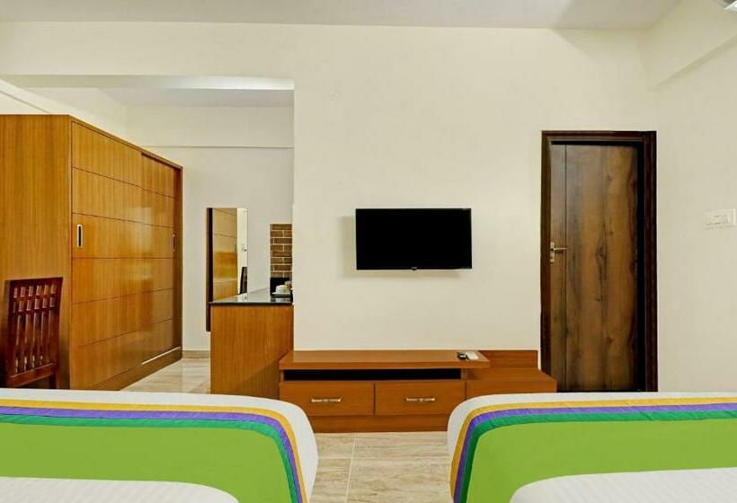 Quarto Estandar, Treebo Celebrity Hotels And Suites