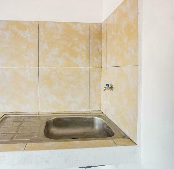 اتاق استاندارد, Tutus Homestay Syariah Redpartner