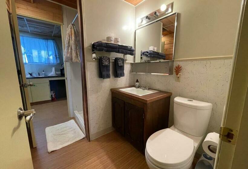 إستوديو قياسى مطلّ علي الحديقة, Bayshore Rv Park & Guest Suites