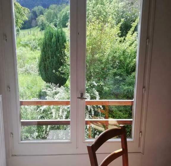 マウンテンビューファミリールーム, Eco Logis Mad In Belledonne