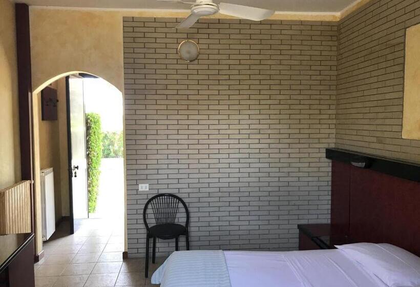 غرفة قياسية, American Motel