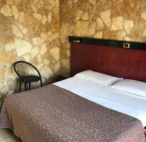 غرفة قياسية, American Motel