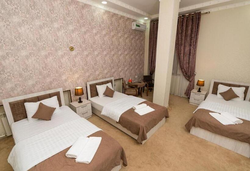 スタンダードトリプルルーム, Osiyo Plaza