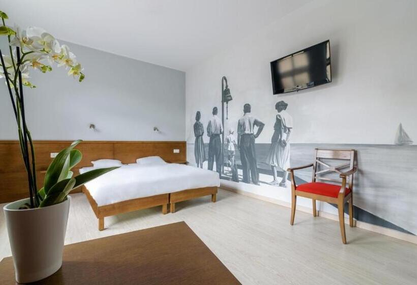 Номер Стандарт, Kamienica 22 Old Town