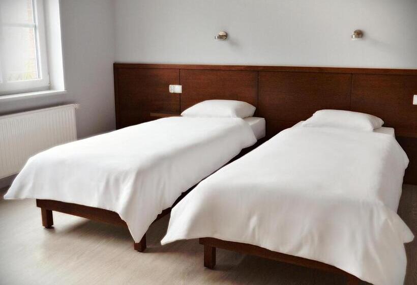 Номер Стандарт, Kamienica 22 Old Town