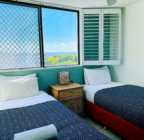 2 Bedrooms Apartment River View, Banyandah Towers