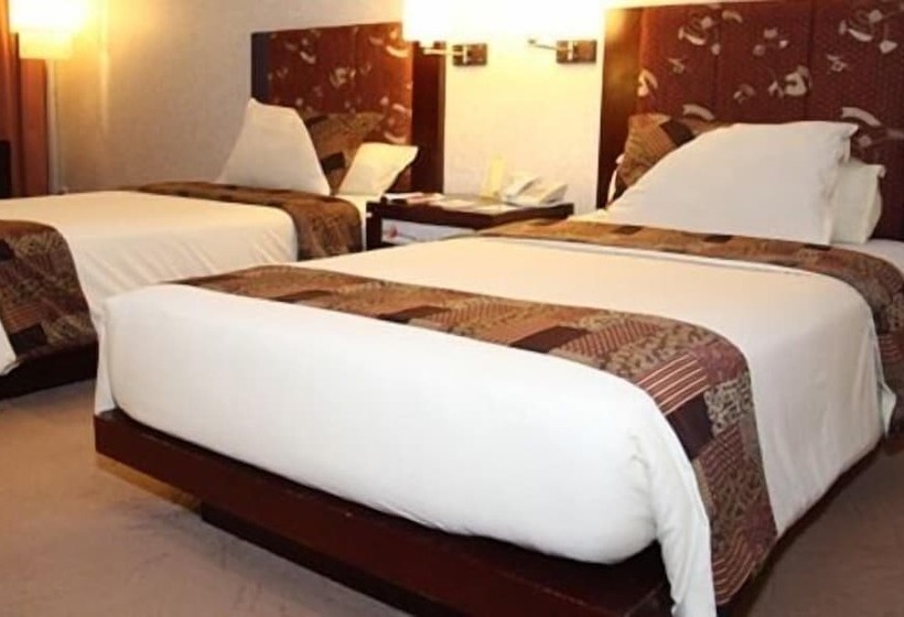 חדר סופריור, Grand Wahid Hotel Salatiga