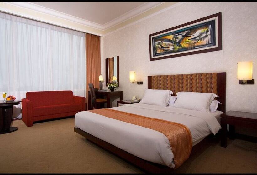 חדר דלוקס, Grand Wahid Hotel Salatiga