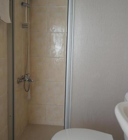 ファミリールーム, Istanbul Yildiz