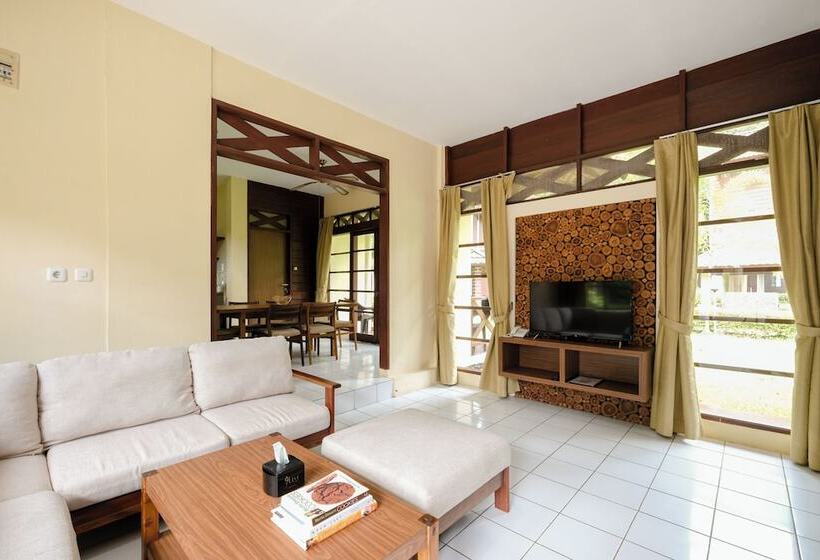 منزل 4 غرف نوم, Mutiara Carita Cottages