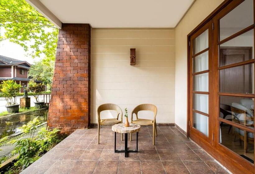 Номер Стандарт, Mutiara Carita Cottages
