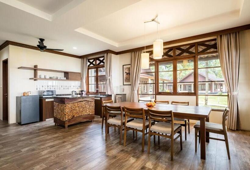 فيلا سوبيريور غرفة نوم واحدة, Mutiara Carita Cottages