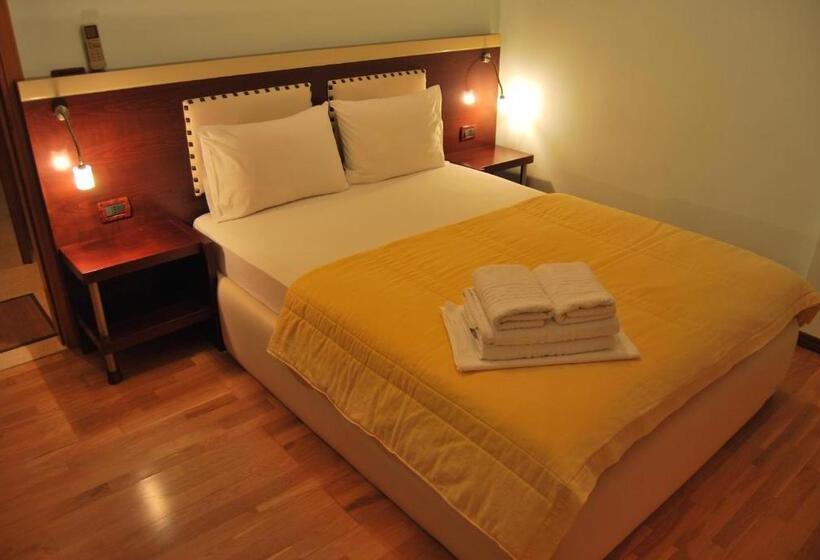 オーシャンビュースイート, Panorama Sarande