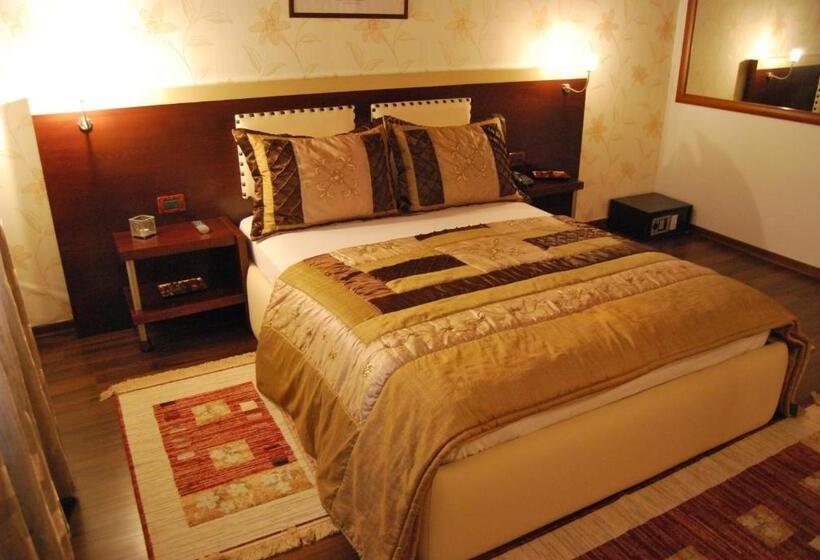 オーシャンビュースーペリアースイート, Panorama Sarande