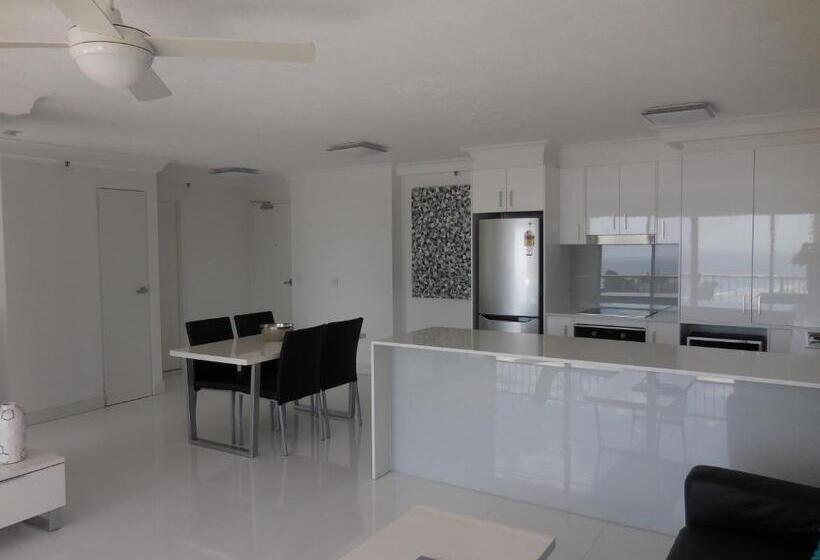 带1个卧室的带海景的公寓, Surfers Century Oceanside Apartments