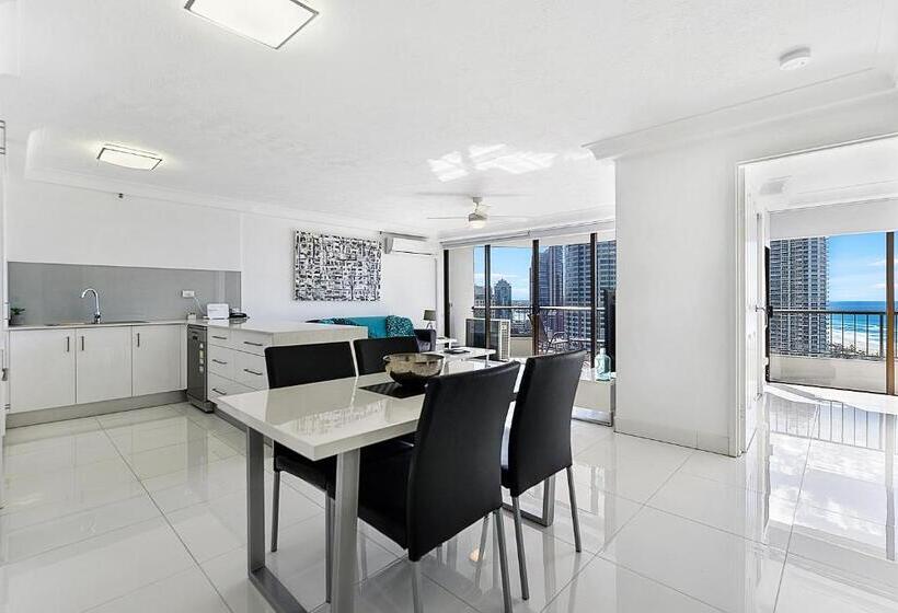 带1个卧室的带海景的公寓, Surfers Century Oceanside Apartments