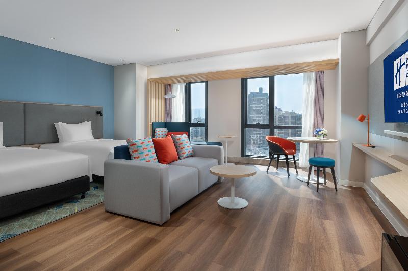 带大床的套房, Holiday Inn Express Shunde Daliang, An Ihg