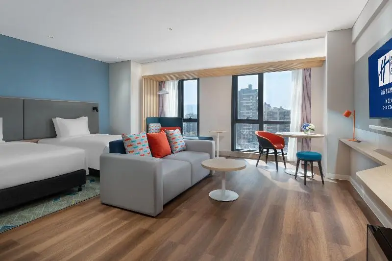 キングサイズベッドのスイートルーム, Holiday Inn Express Shunde Daliang, An Ihg