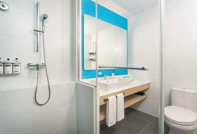 キングサイズベッドのスイートルーム, Holiday Inn Express Shunde Daliang, An Ihg