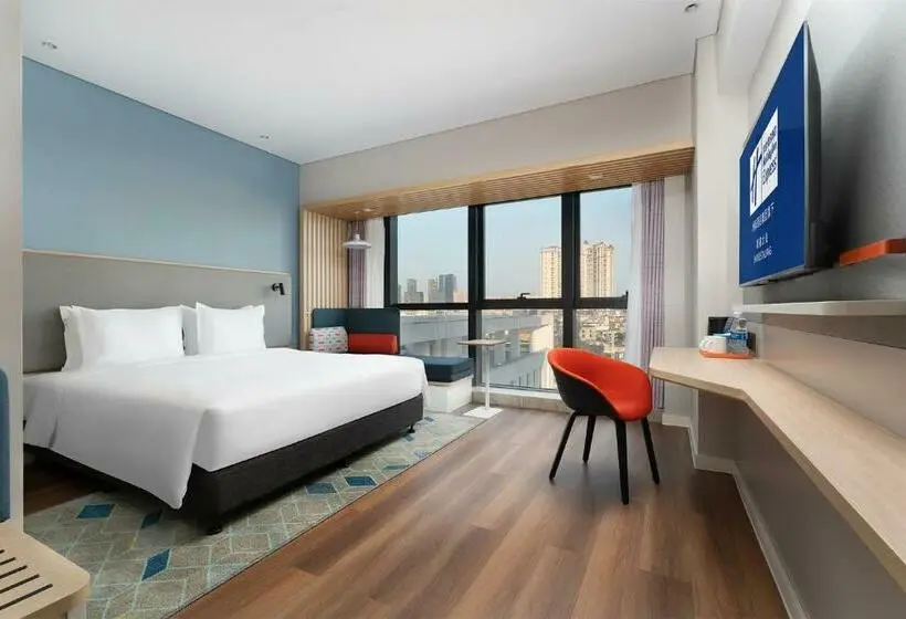 身障者適用キングサイズベッドルーム, Holiday Inn Express Shunde Daliang, An Ihg