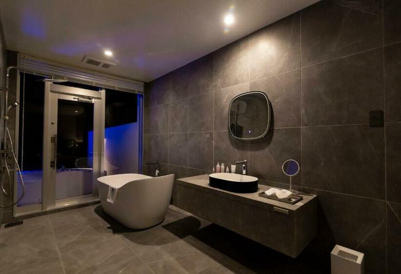 1침실 빌라 바다전망, Ronsard Resort Irabu