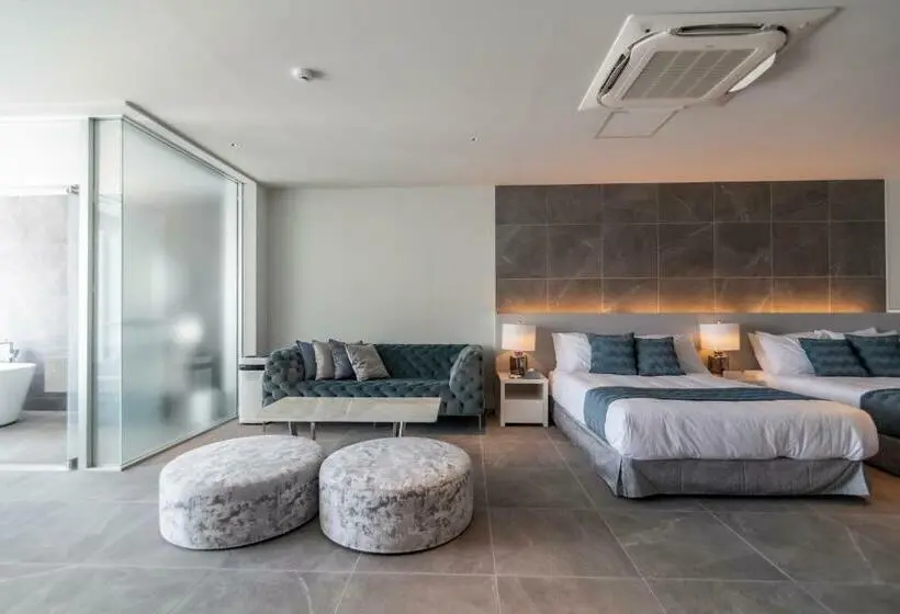 スーペリアー１ベッドルームビラ, Ronsard Resort Irabu
