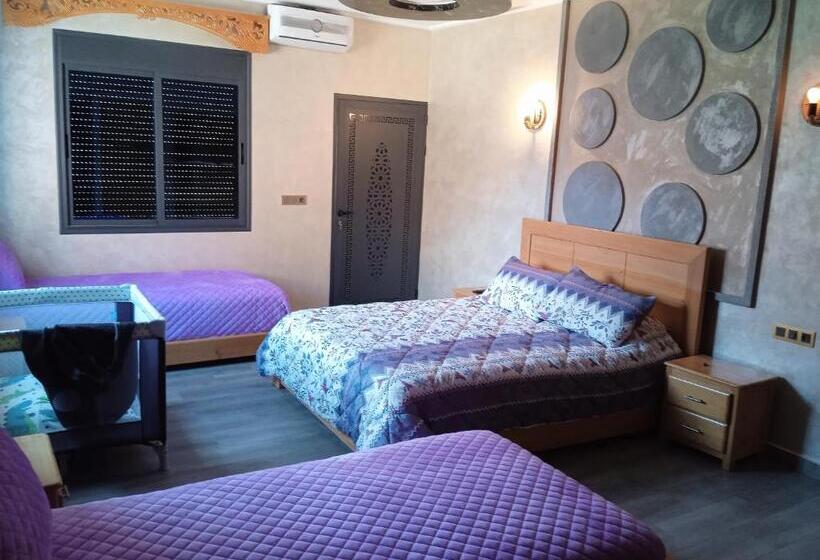 غرفة قياسية مزوَّدة بشُرفة, Relais Des Nomades