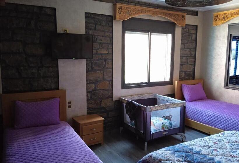 غرفة قياسية مزوَّدة بشُرفة, Relais Des Nomades