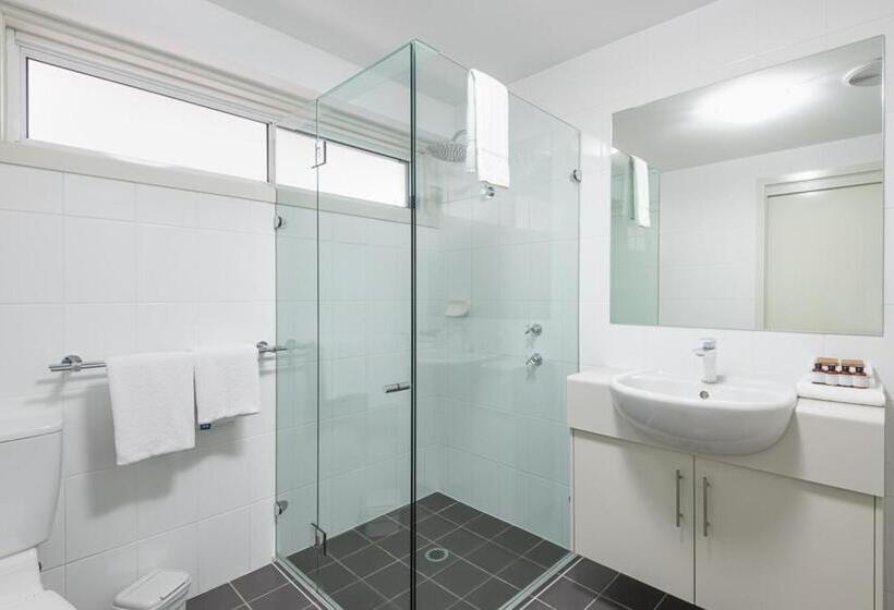 דירת שני חדרים, Warners Bay Apartments