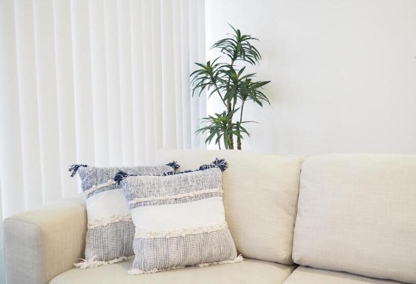 침실 3개 아파트, Warners Bay Apartments