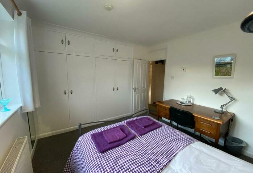 バス共有のスタンダードルーム, Agapanthus Bed & Breakfast   Fraddam