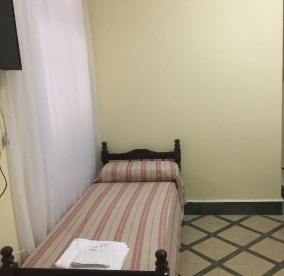 スタンダード4人部屋, Hosteria San Martin