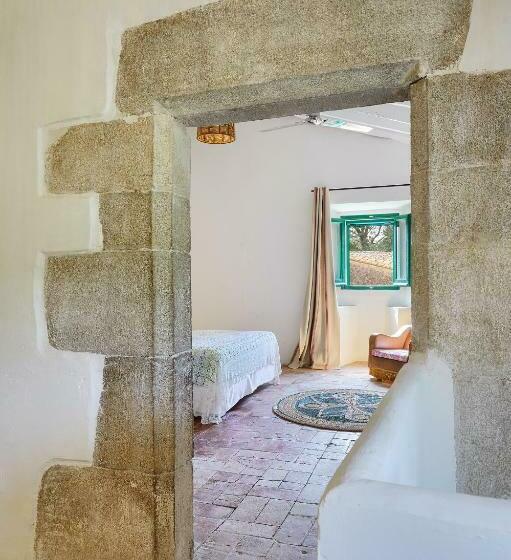 Quarto Familiar Superior, Mas Ferrer By 123ole